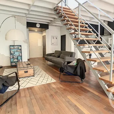 Loft Hyper Centre 6 Pers Avec Parking Reims